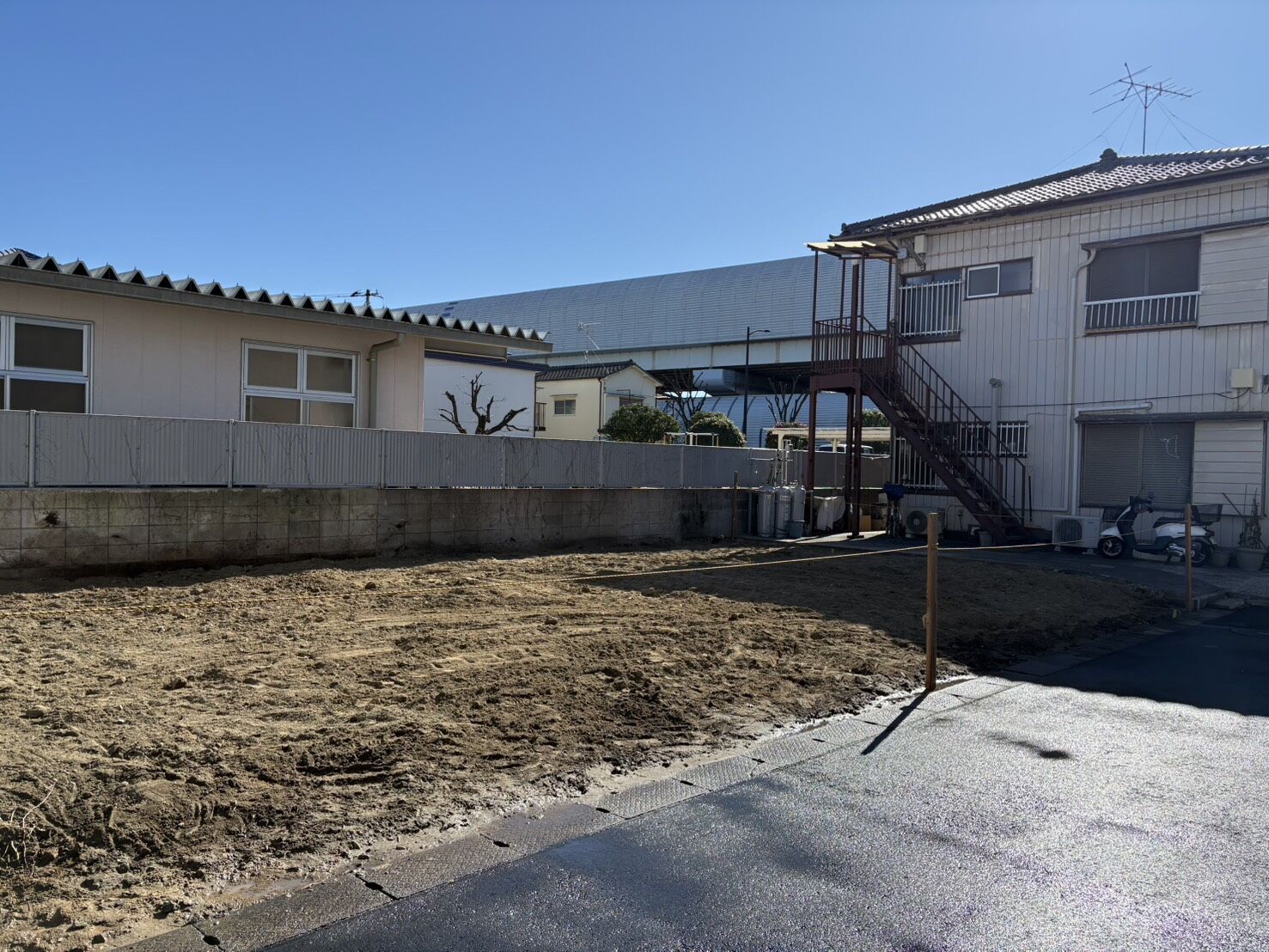 草加市八幡町の老朽化した築古賃貸アパートの売却